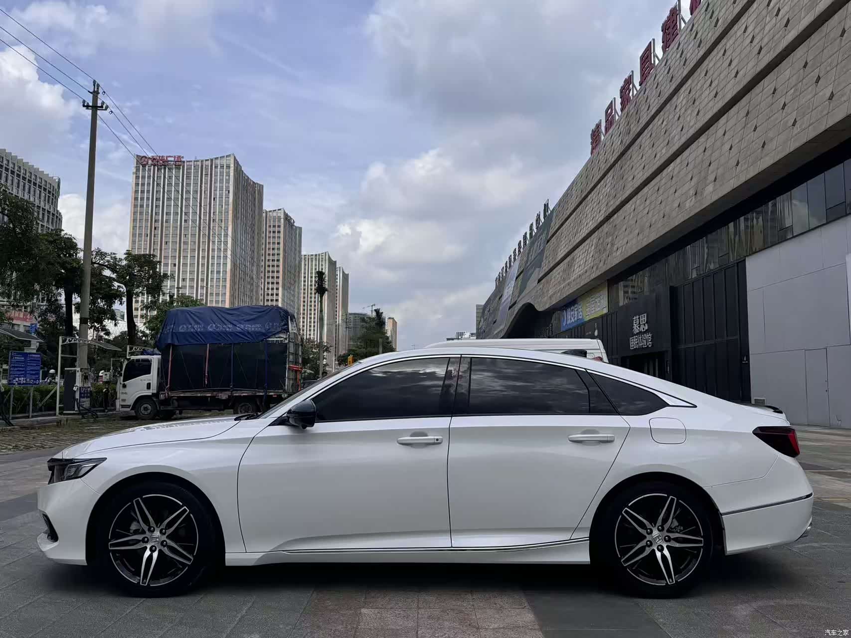 Honda Accord, 2023 4