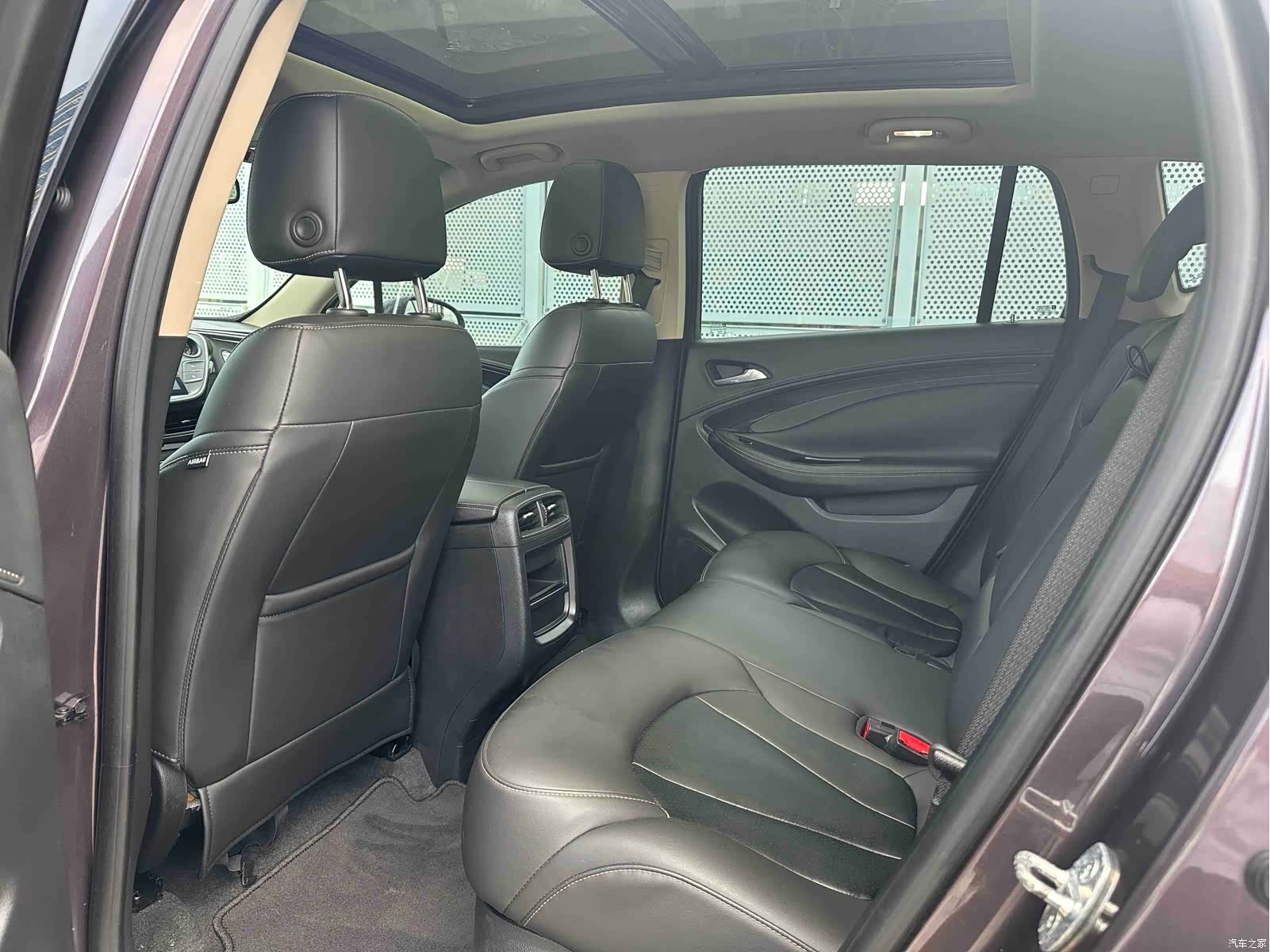 Buick Envision Plus, 2017 все фото