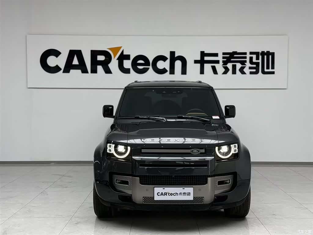 Land Rover Defender, 2024 2