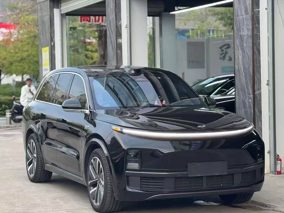Li Auto Ideal L8