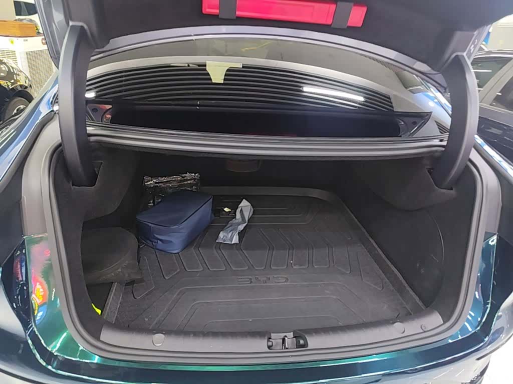 BYD Han, 2025 19
