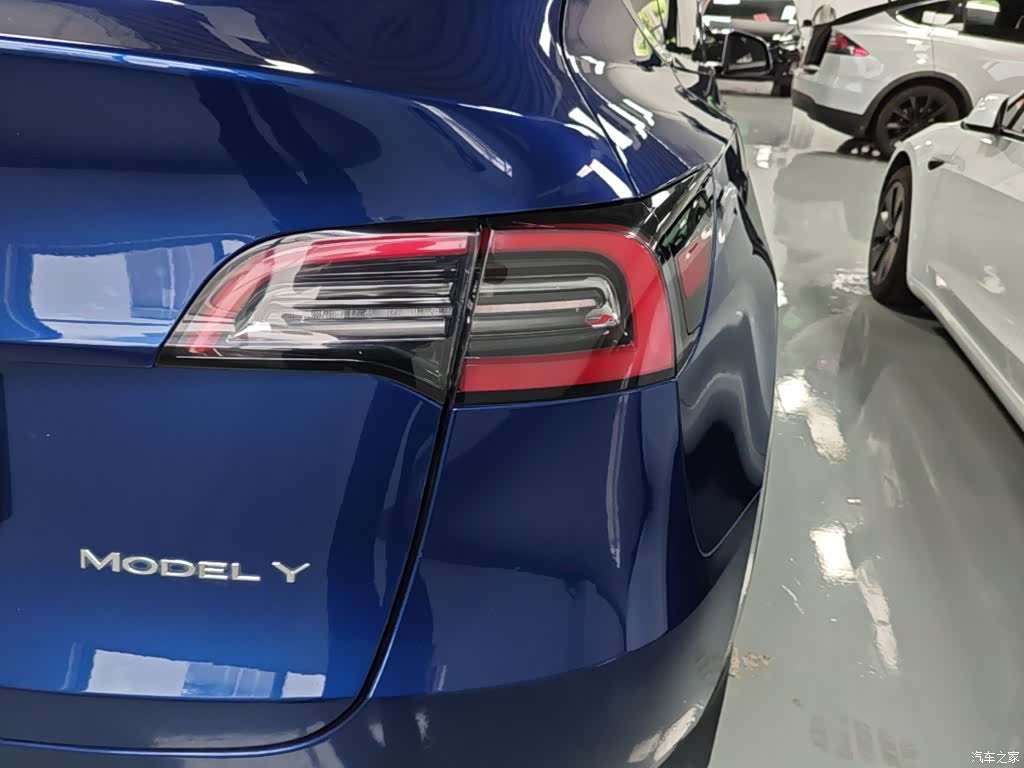 Tesla Model Y, 2021 8