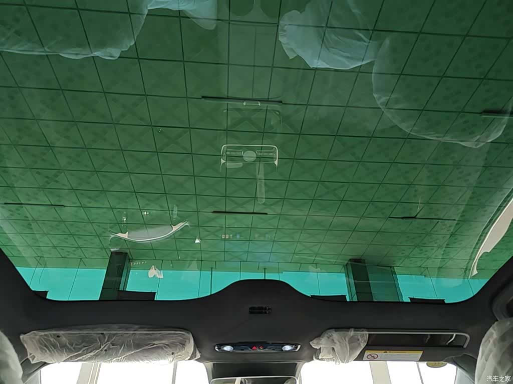 Geely 8, 2026 18