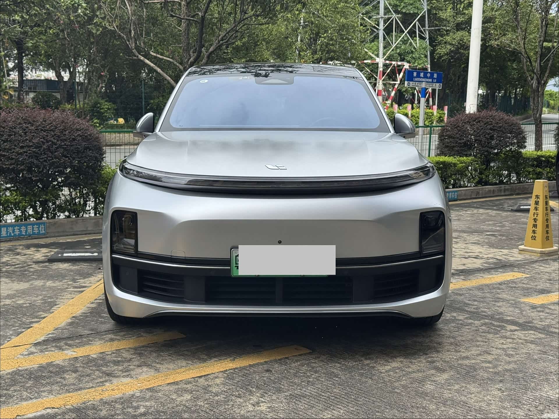 Li Auto L8, 2022 2