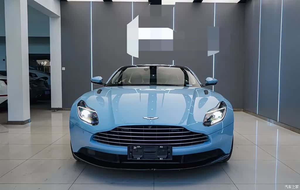 Aston Martin DB11, 2020 2