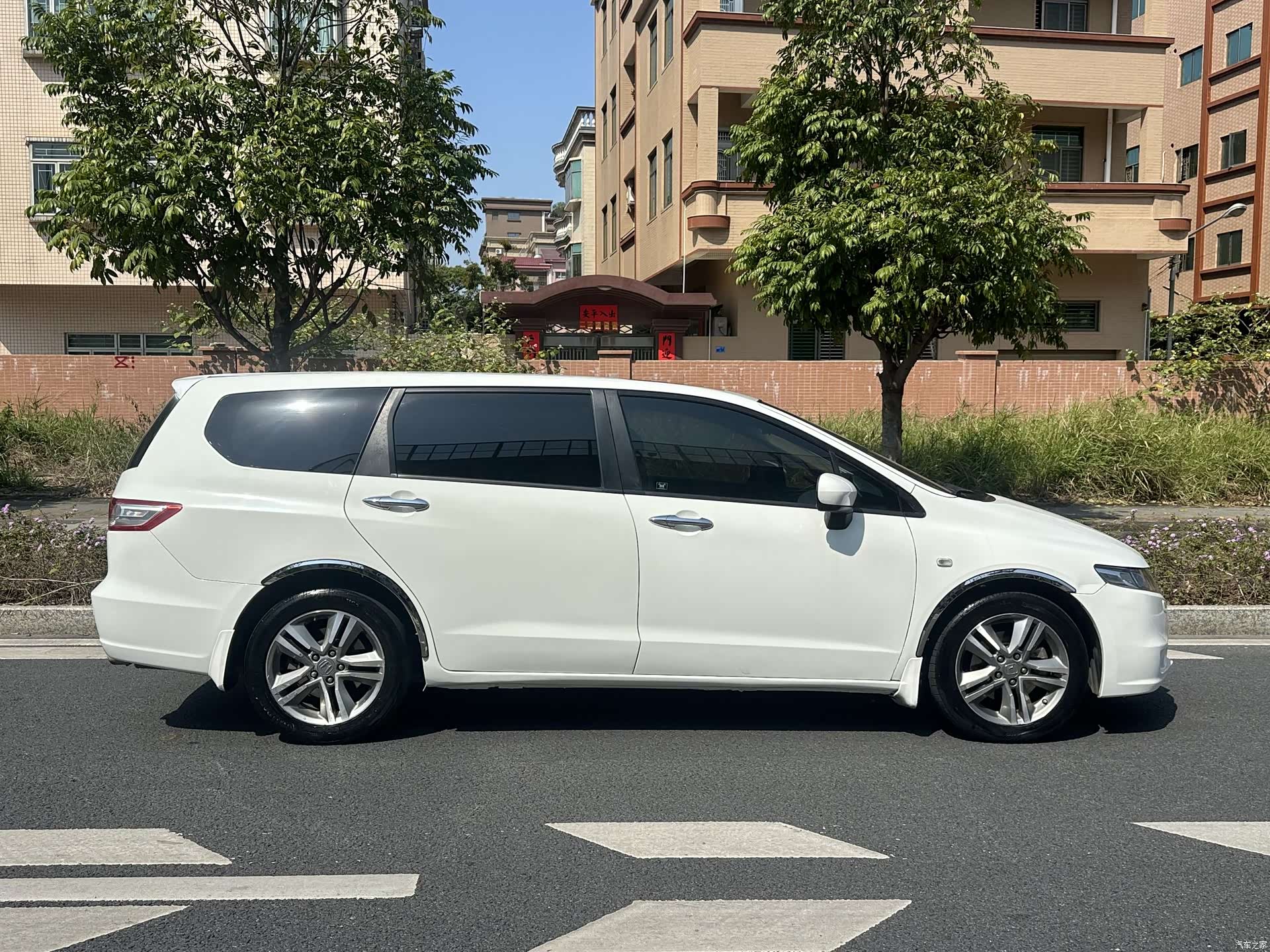 Honda Odyssey, 2011 6