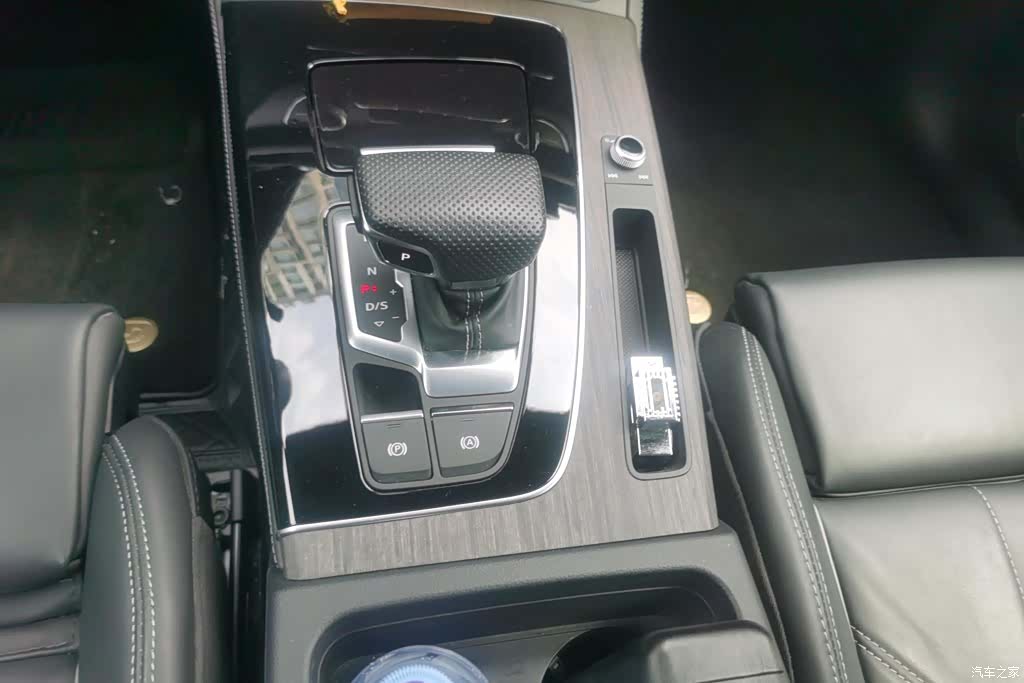 Audi Q5L, 2024 16