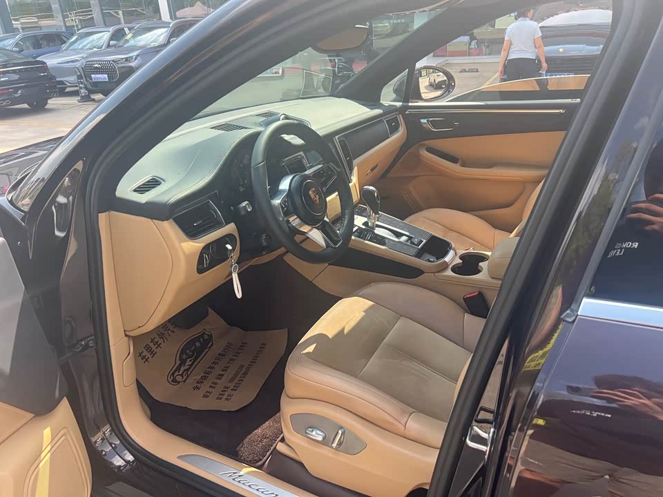 Porsche Macan Porsche Macan