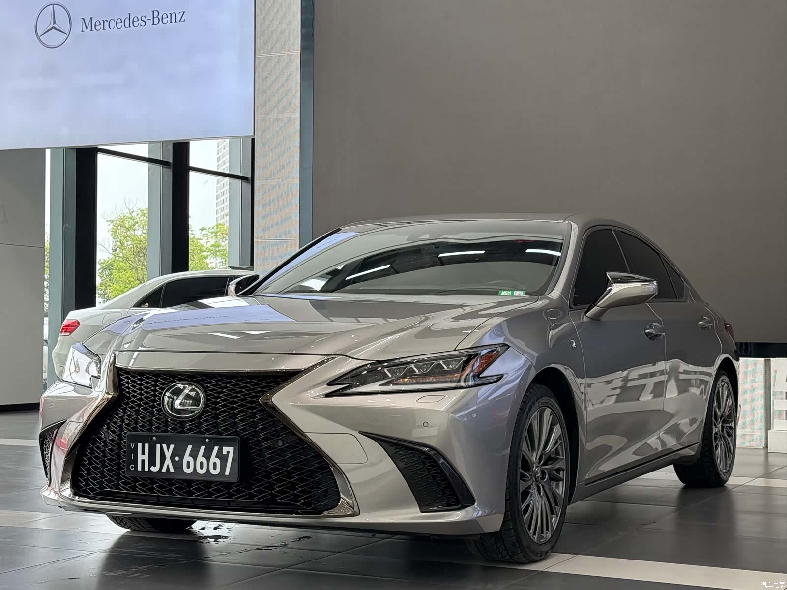 Lexus ES, 2020 1
