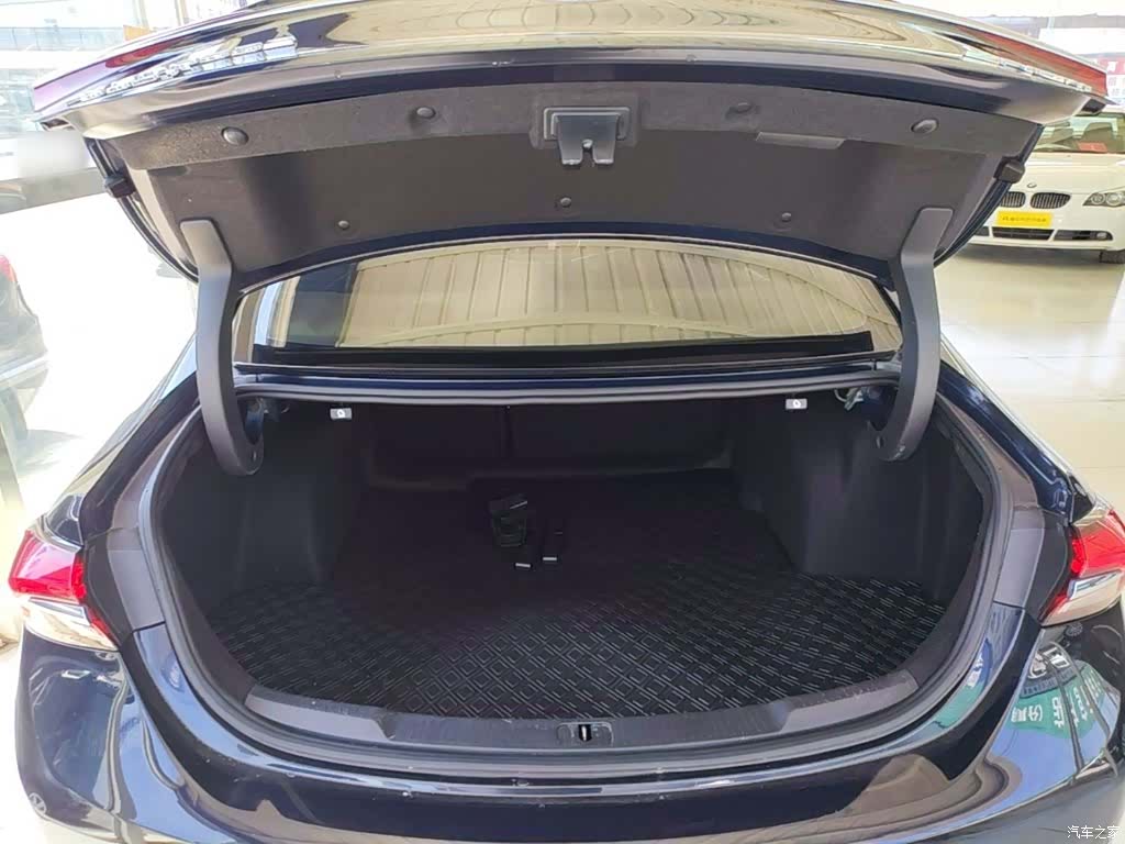 Buick LaCrosse, 2021 19