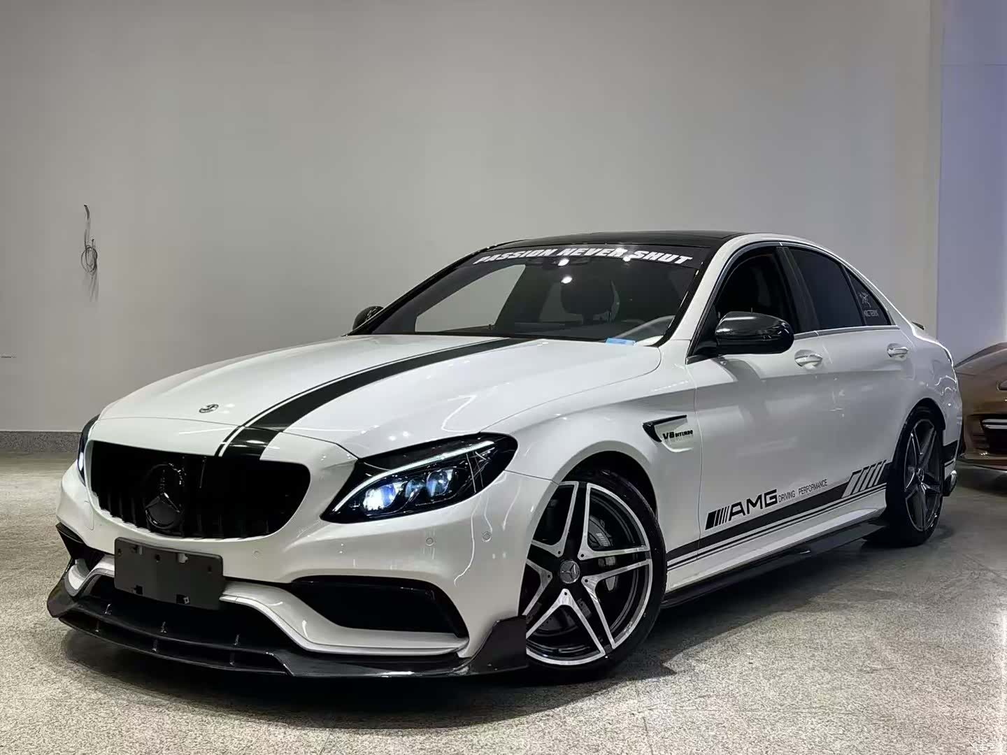Mercedes-Benz C-Class, 2019 1