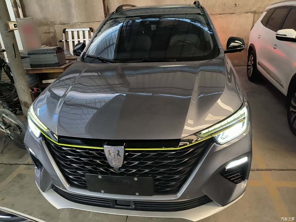 Roewe RX5, 2021 3