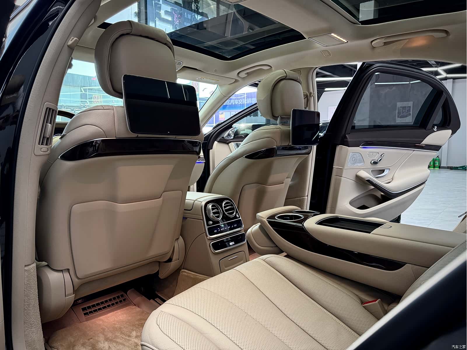 Mercedes-Benz S-Class, 2018 11