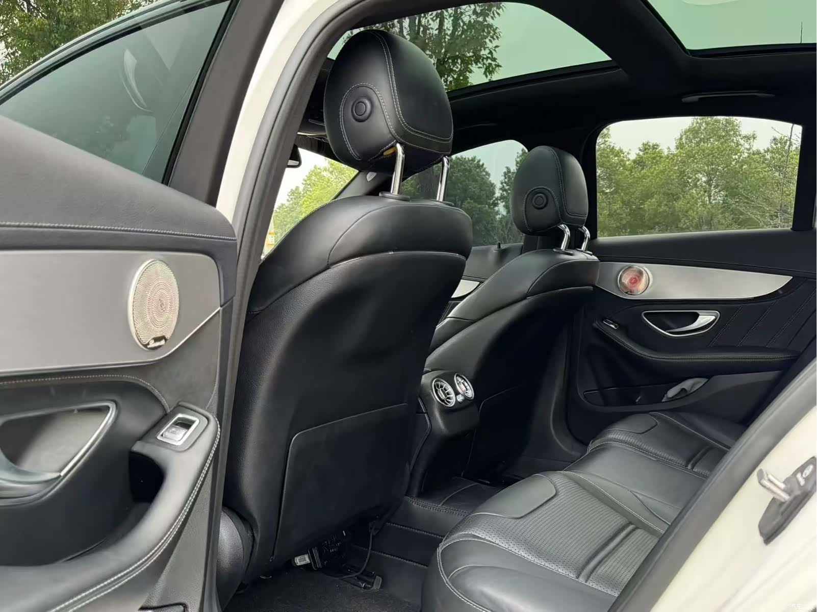 Mercedes-Benz C-Class, 2019 6