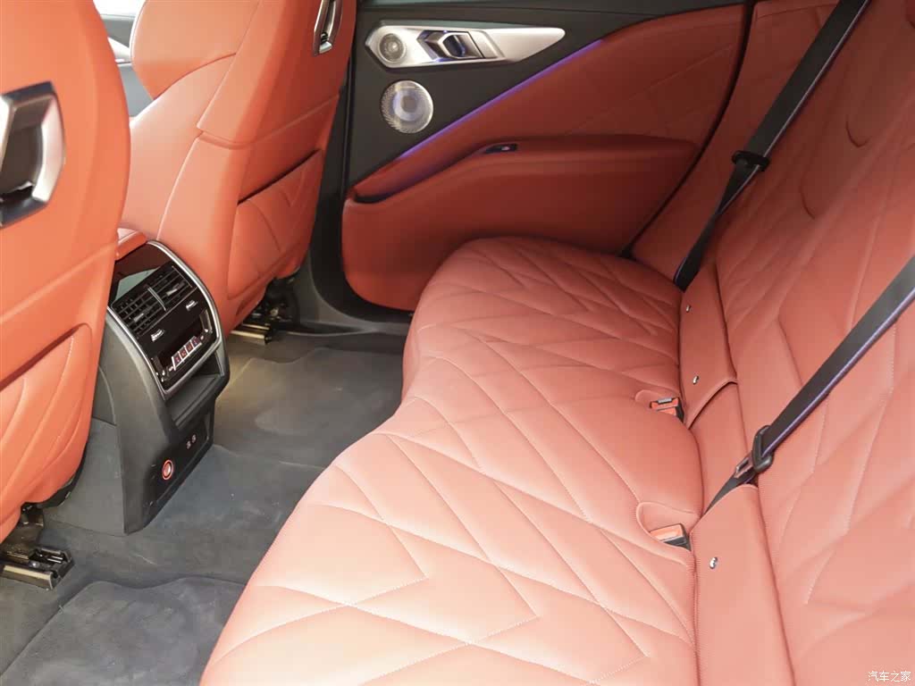 BMW XM, 2023 9