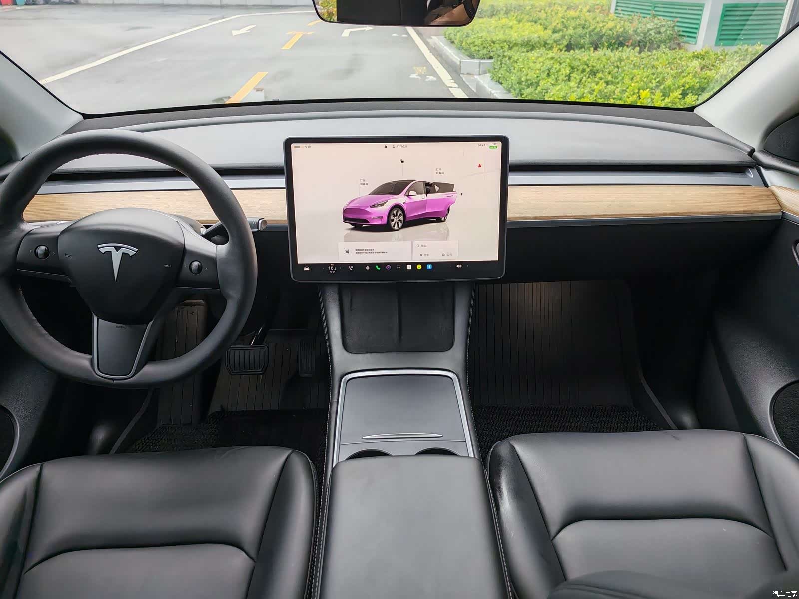 Tesla Model Y, 2022 все фото