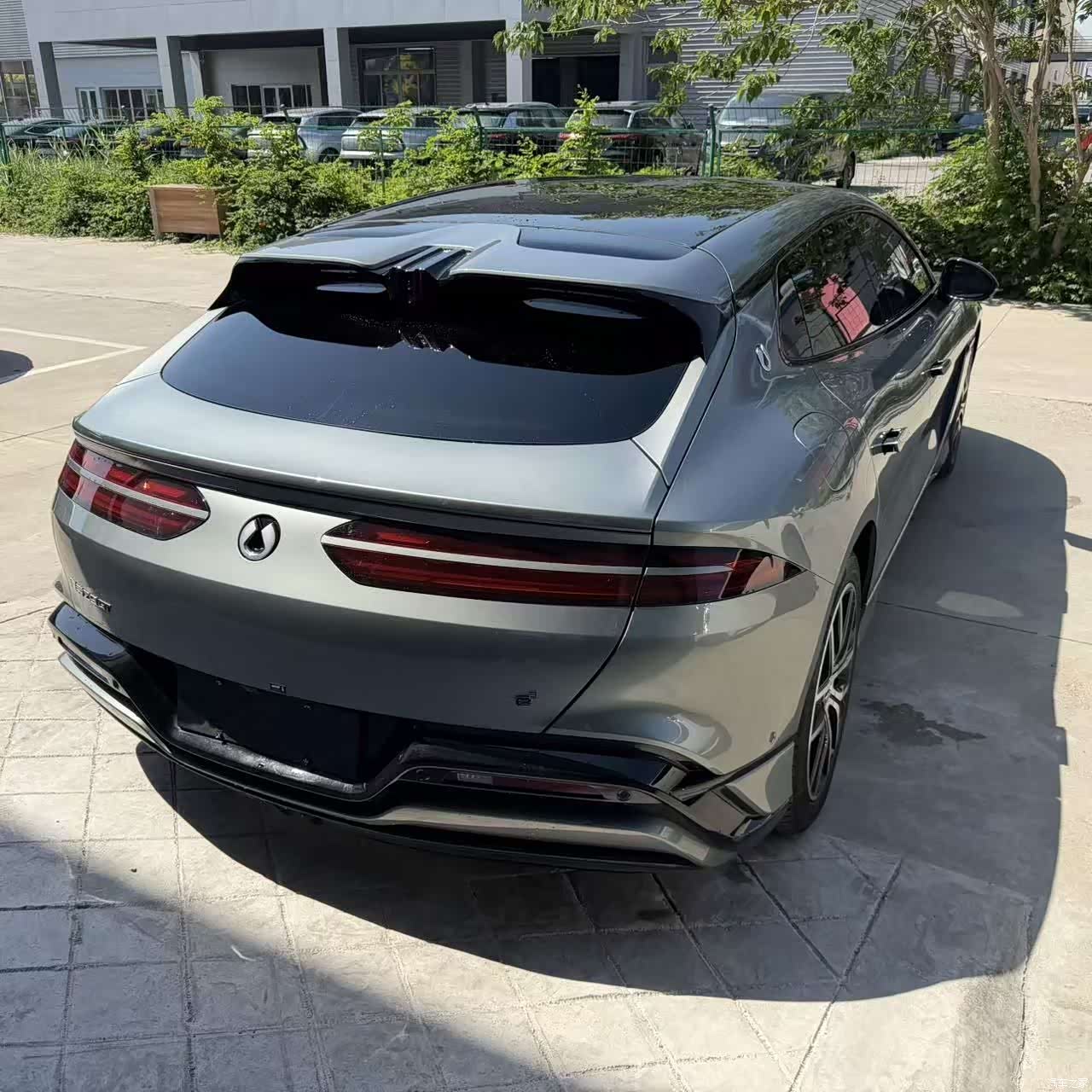Denza Z9GT, 2024 3