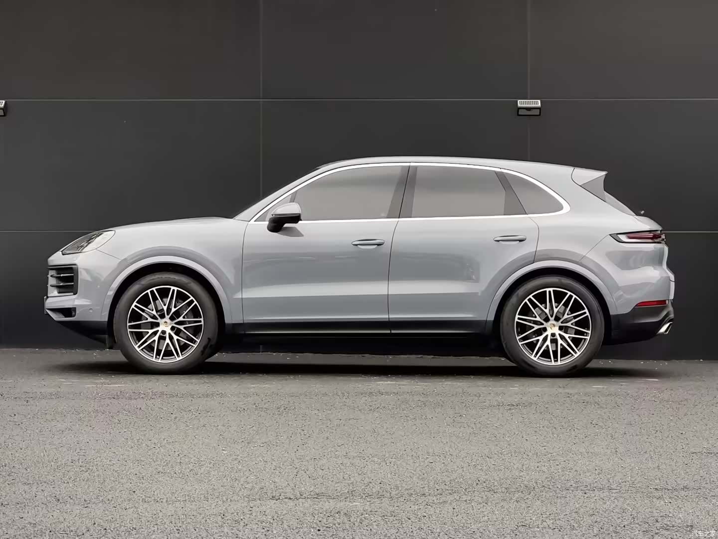 Porsche Cayenne, 2024 все фото