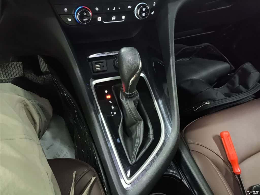Buick GL6, 2019 14