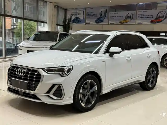 Audi Q3 2023 — купить из Китая под заказ