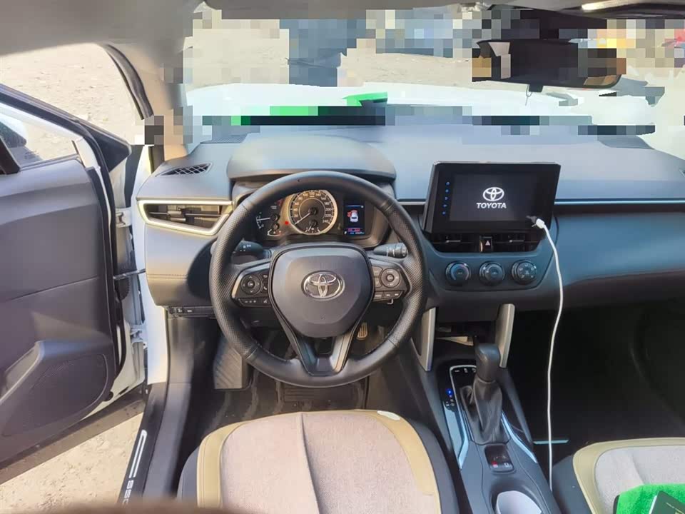 Toyota Corolla Sharp amplifier