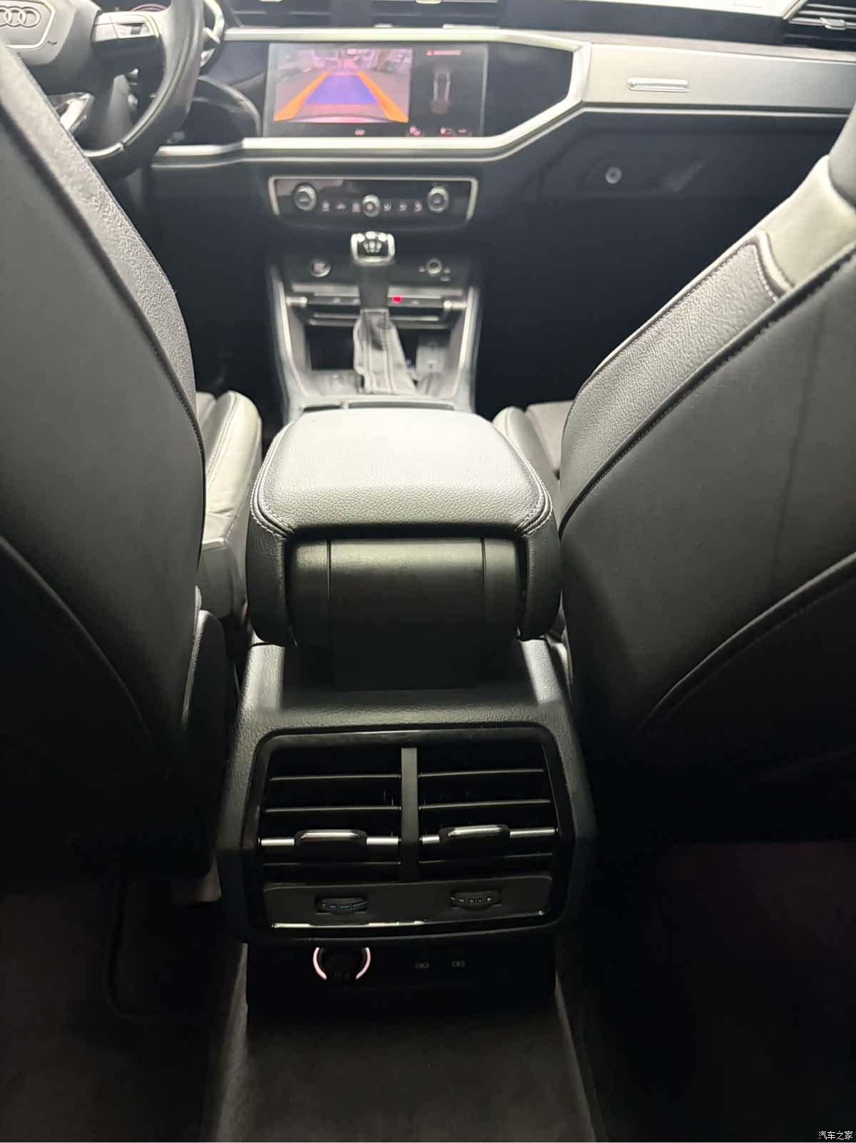 Audi Q3, 2022 14