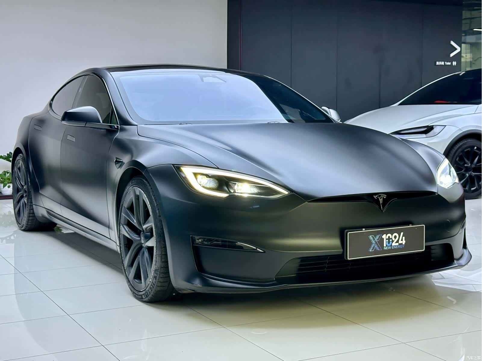Tesla Model S, 2024 3