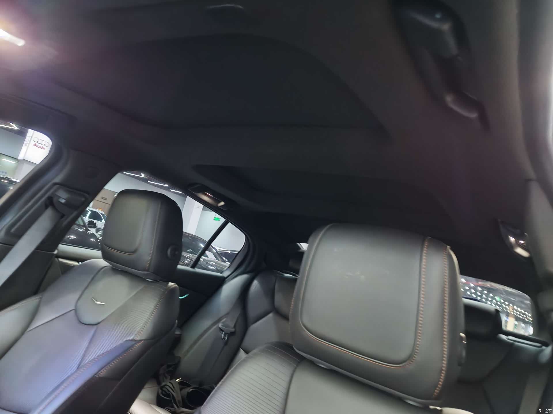 Cadillac CT5, 2023 10