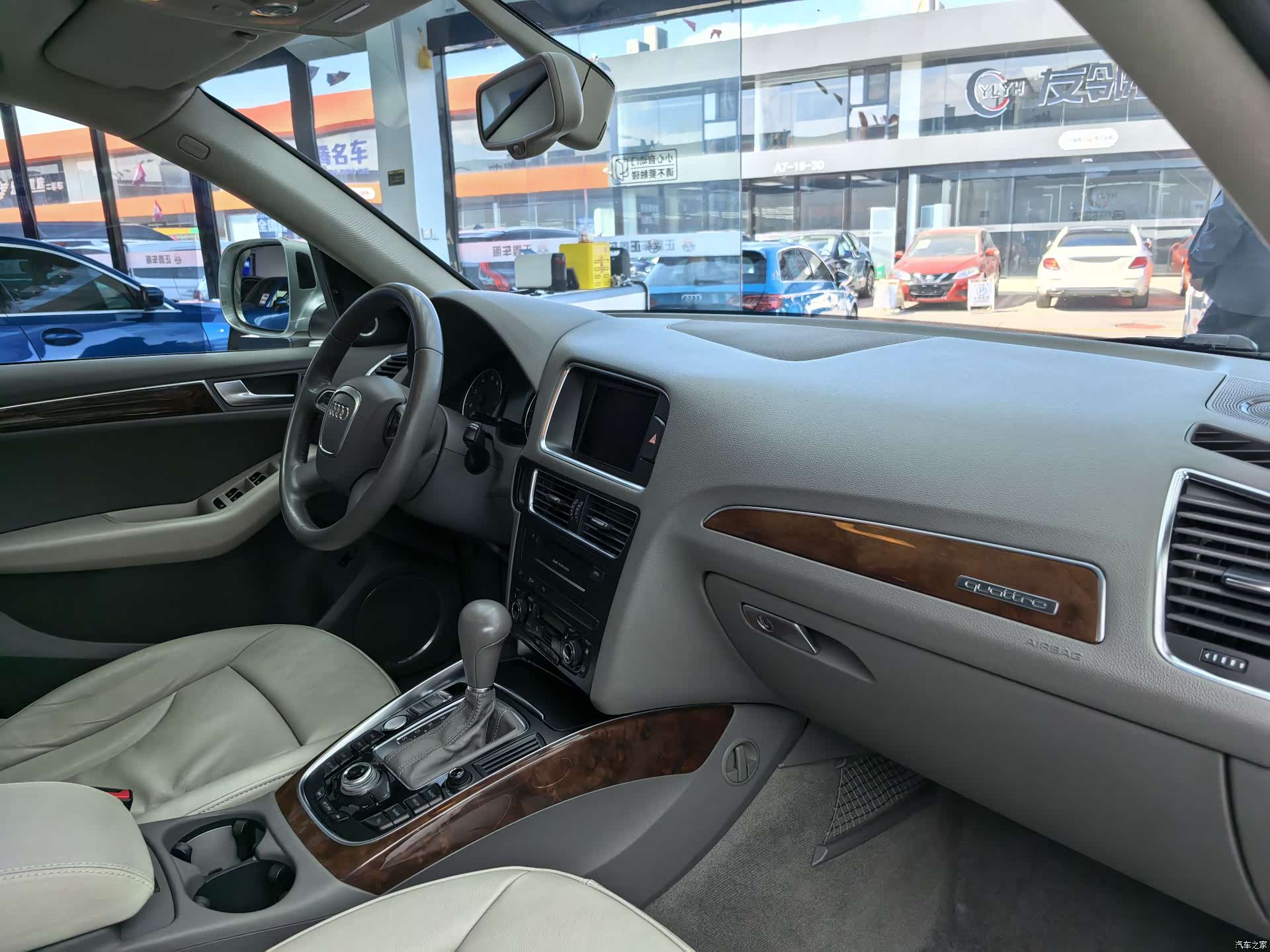 Audi Q5, 2011 8