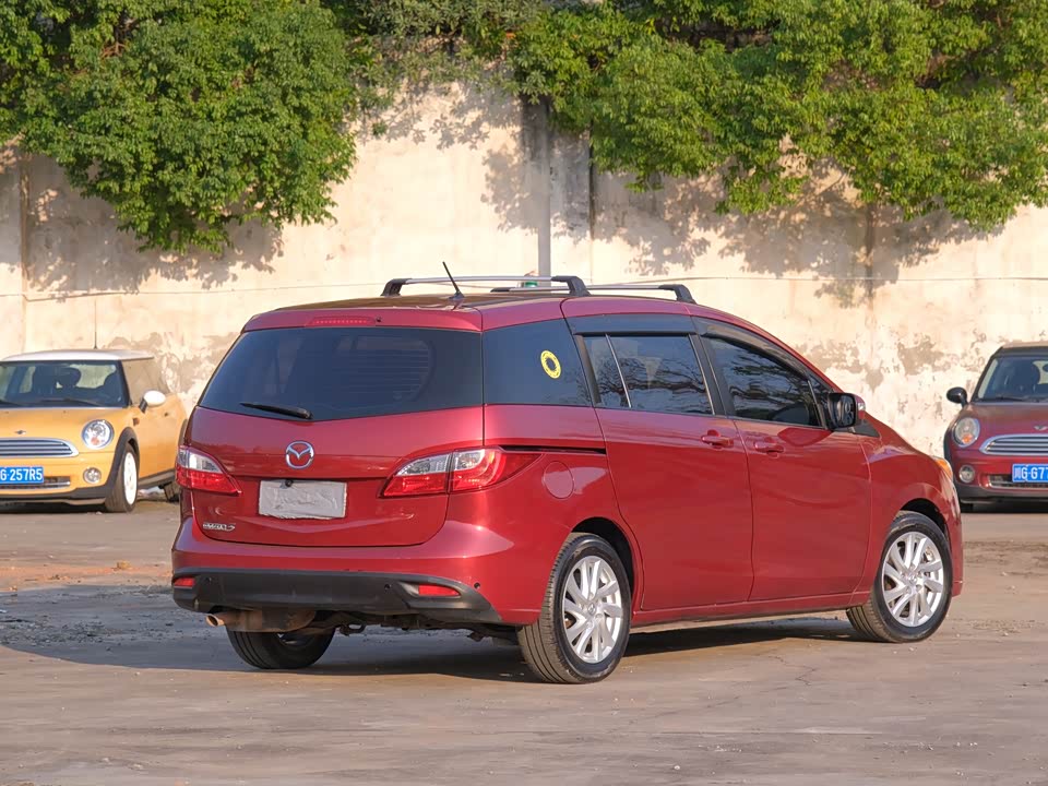 Mazda 5