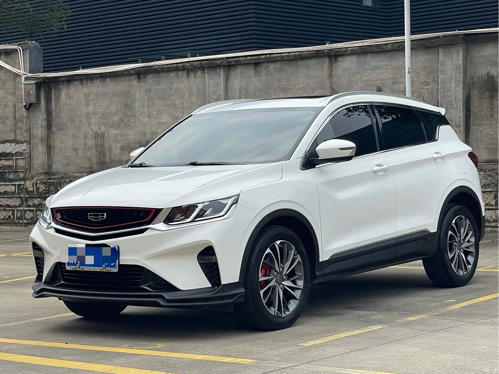 Geely Coolray, 2021 1
