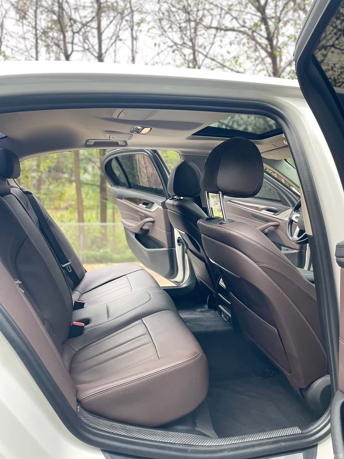 BMW 5 Series, 2019 18