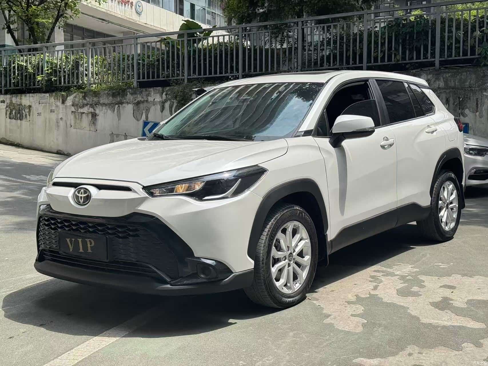 Toyota Frontlander, 2023 1