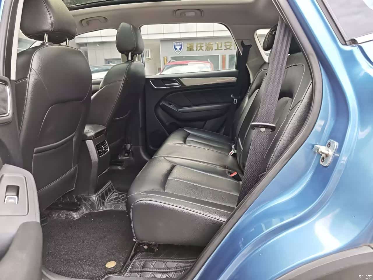 Roewe RX5, 2017 11
