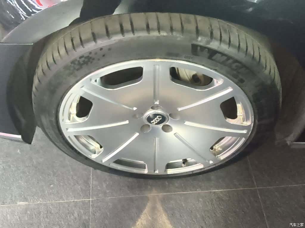 Audi A8L, 2022 23