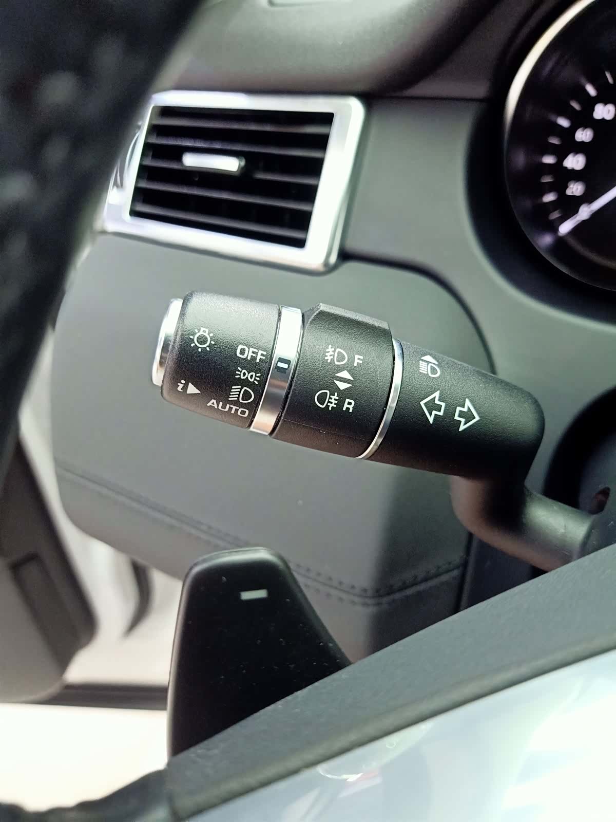 Land Rover Discovery, 2019 12