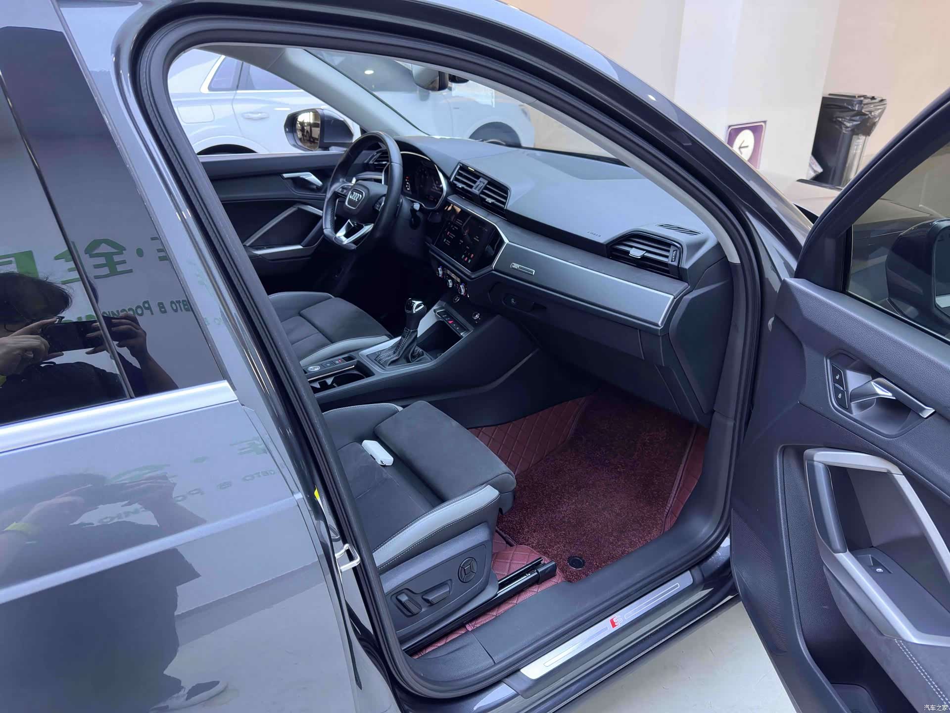 Audi Q3, 2022 13