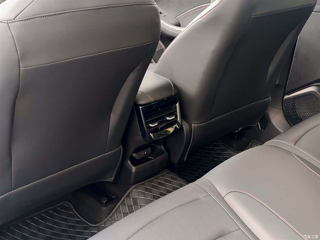 Roewe i5, 2025 9