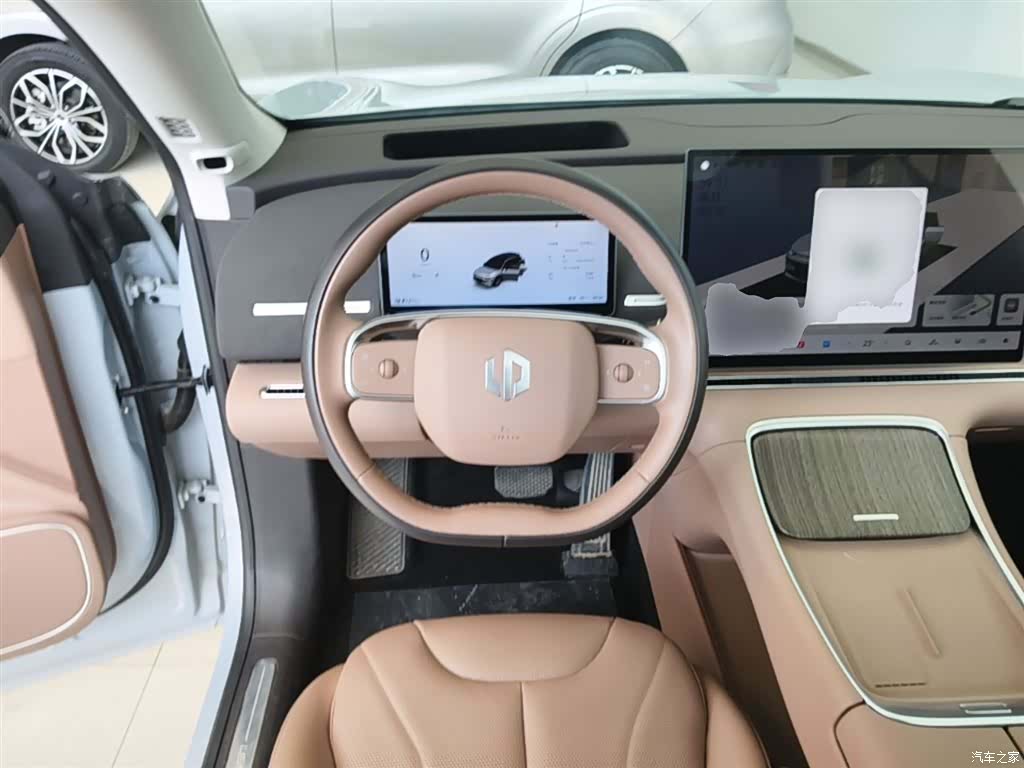 Leapmotor C11, 2025 11
