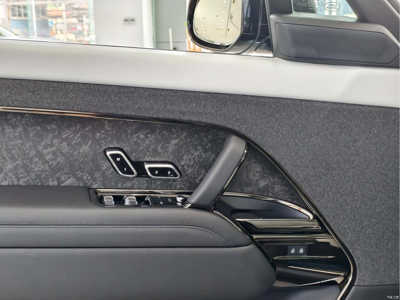 Land Rover Range Rover, 2023 24
