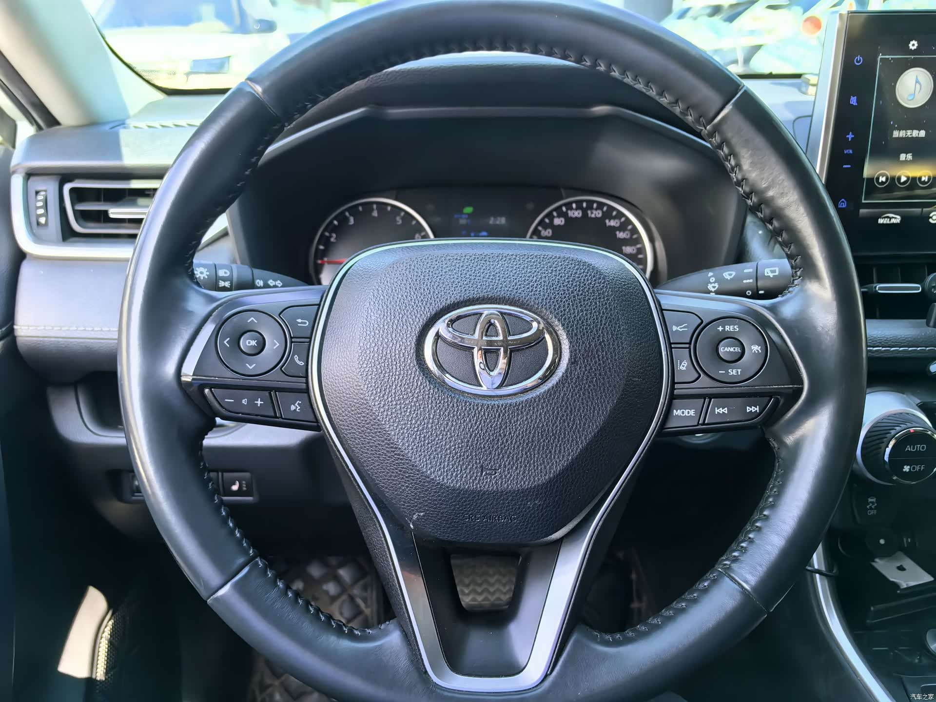 Toyota Wildlander, 2021 15