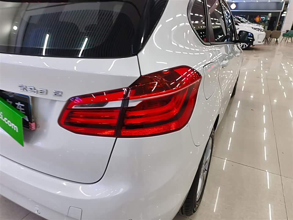 BMW 2 series station wagon