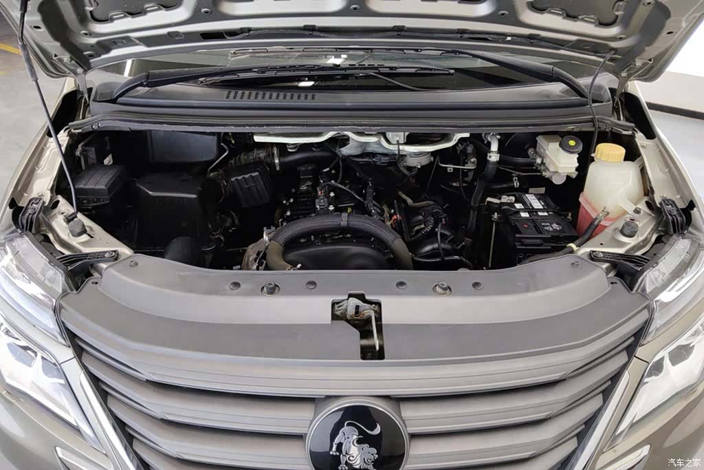 DongFeng M5L, 2022 10