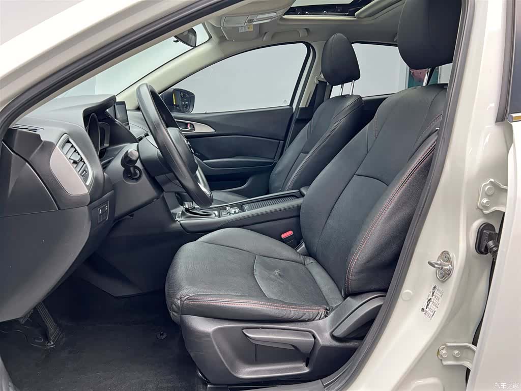 Mazda Mazda3, 2018 14