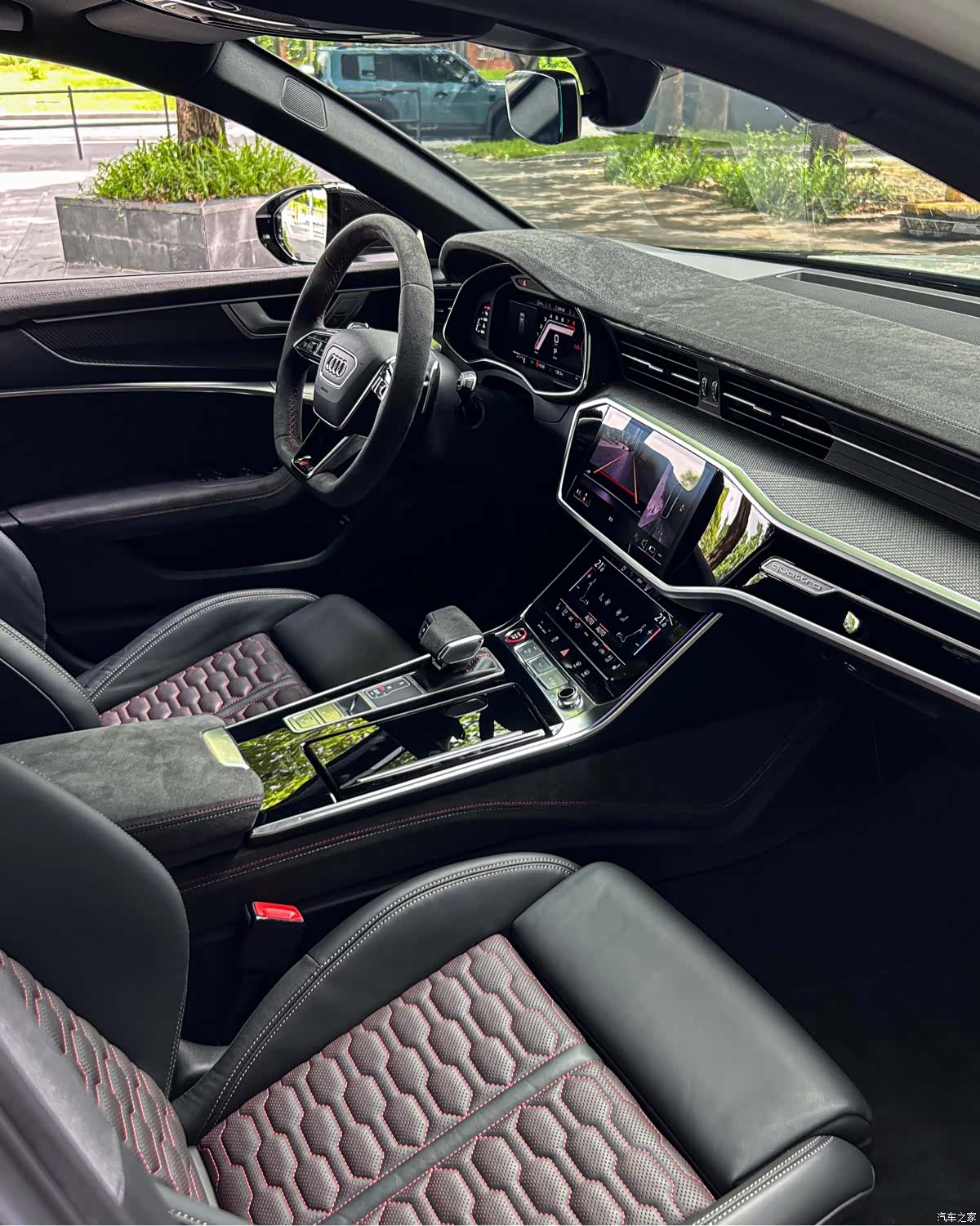 Audi RS, 2025 16