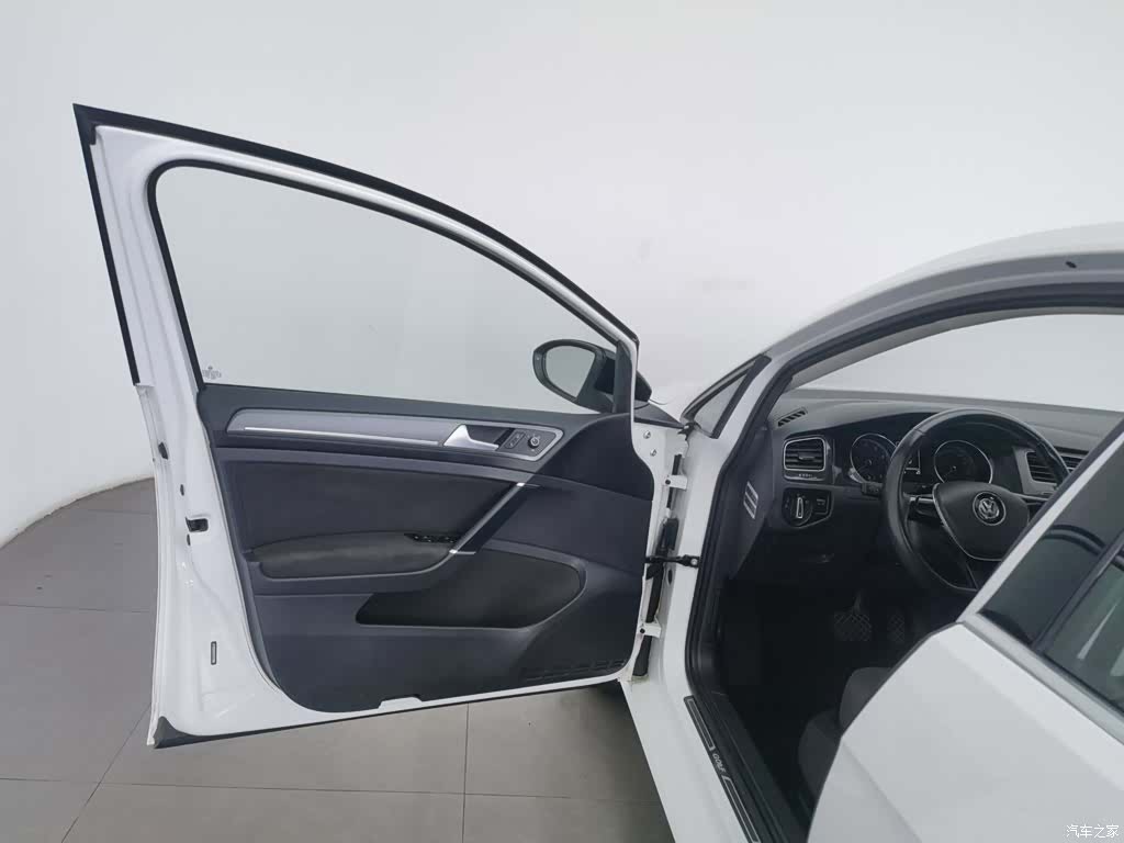 Volkswagen Golf, 2017 8