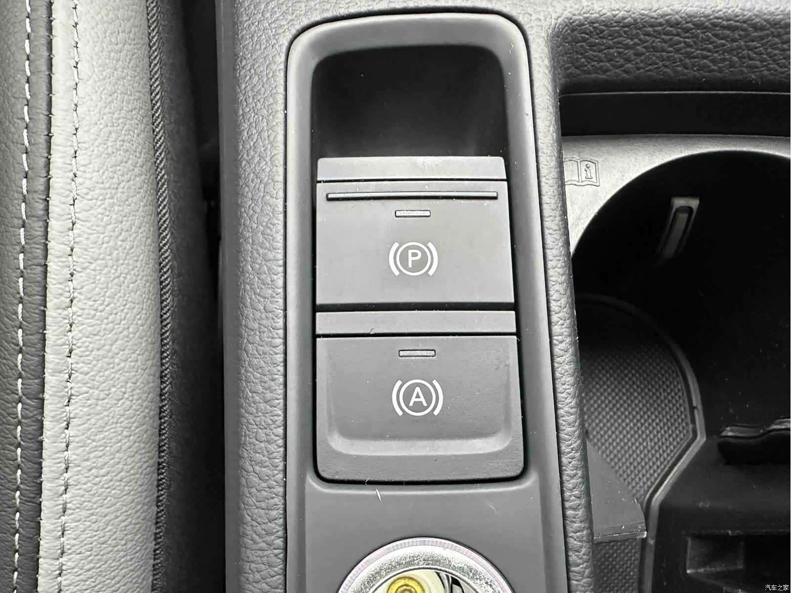 Audi Q3, 2022 16