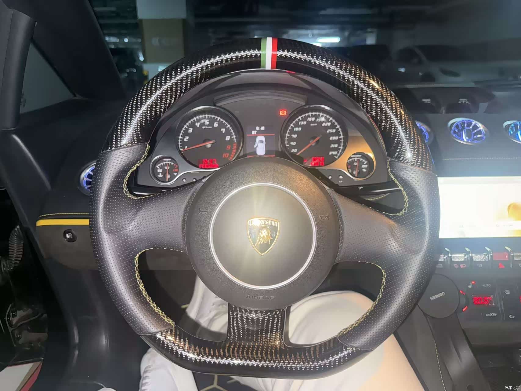 Lamborghini Gallardo, 2010 все фото
