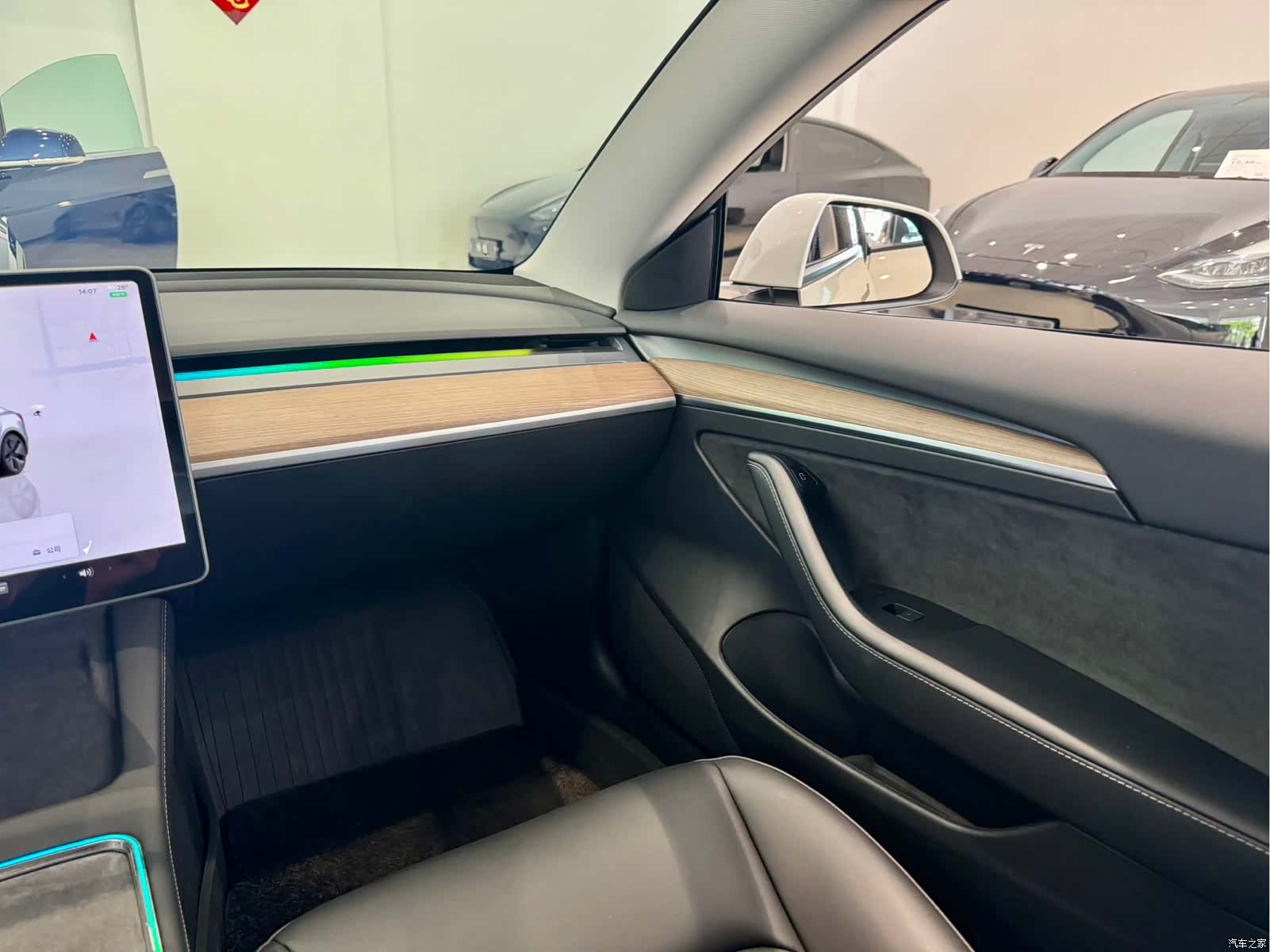 Tesla Model 3, 2022 12