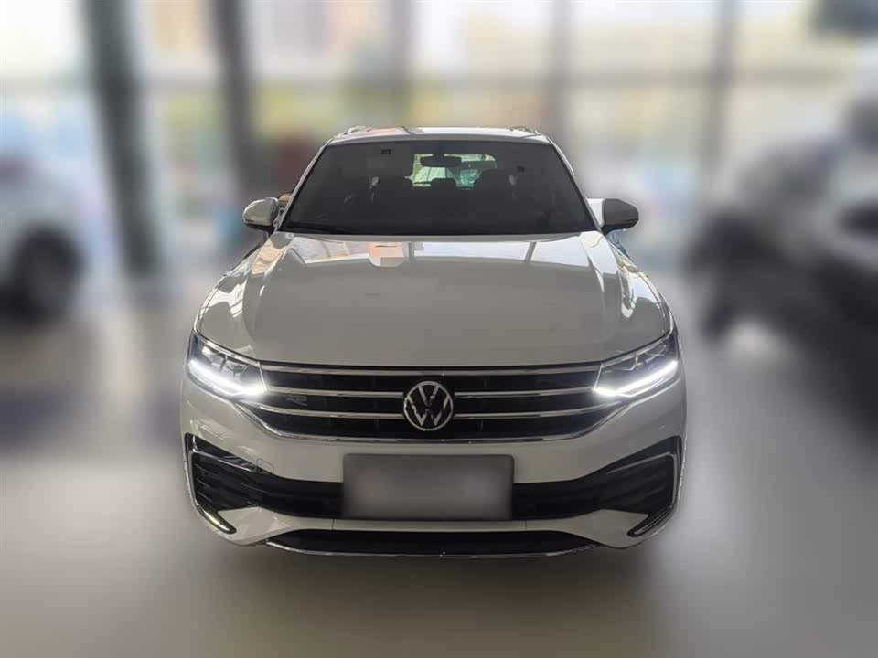 Volkswagen Tiguan L